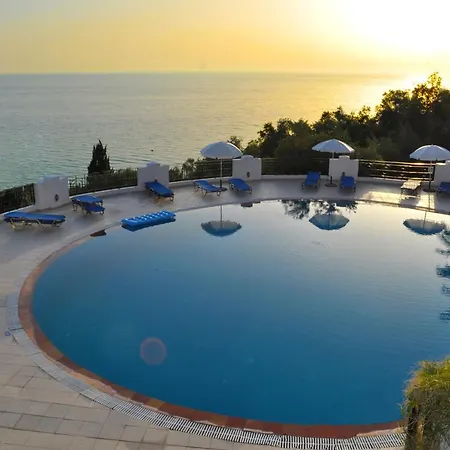 Апартаменты Maria With Pool And Panorama View - Agios Gordios 1 Агиос-Гордиос