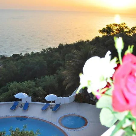 Apartment Maria With Pool And Panorama View - Agios Gordios 1 *